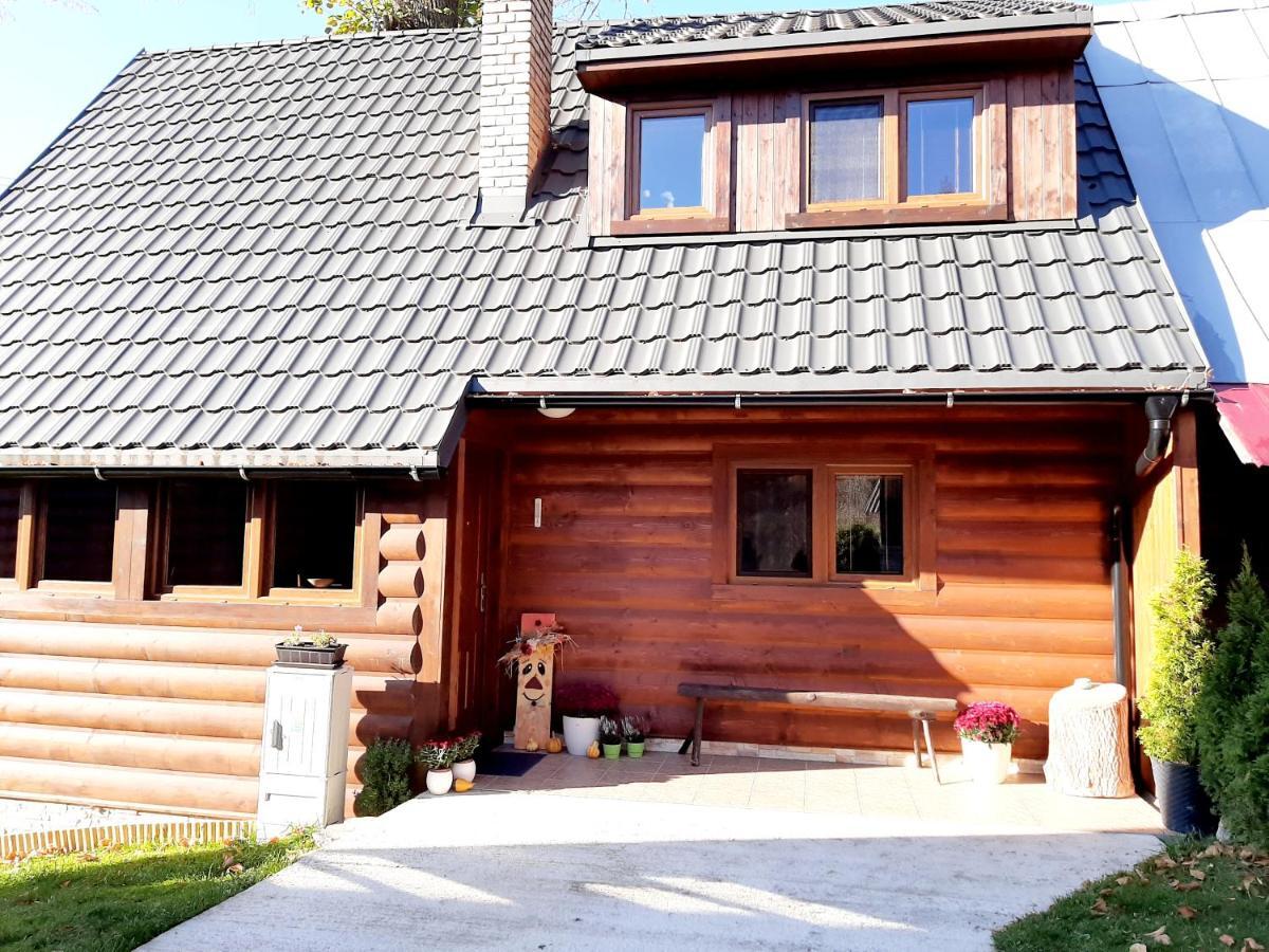 Andrea- Neakceptujeme Mlade Partie Villa Terchova Exterior photo